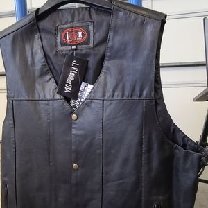 Men's Size 52 10 Pocket Naked Leather Vest
